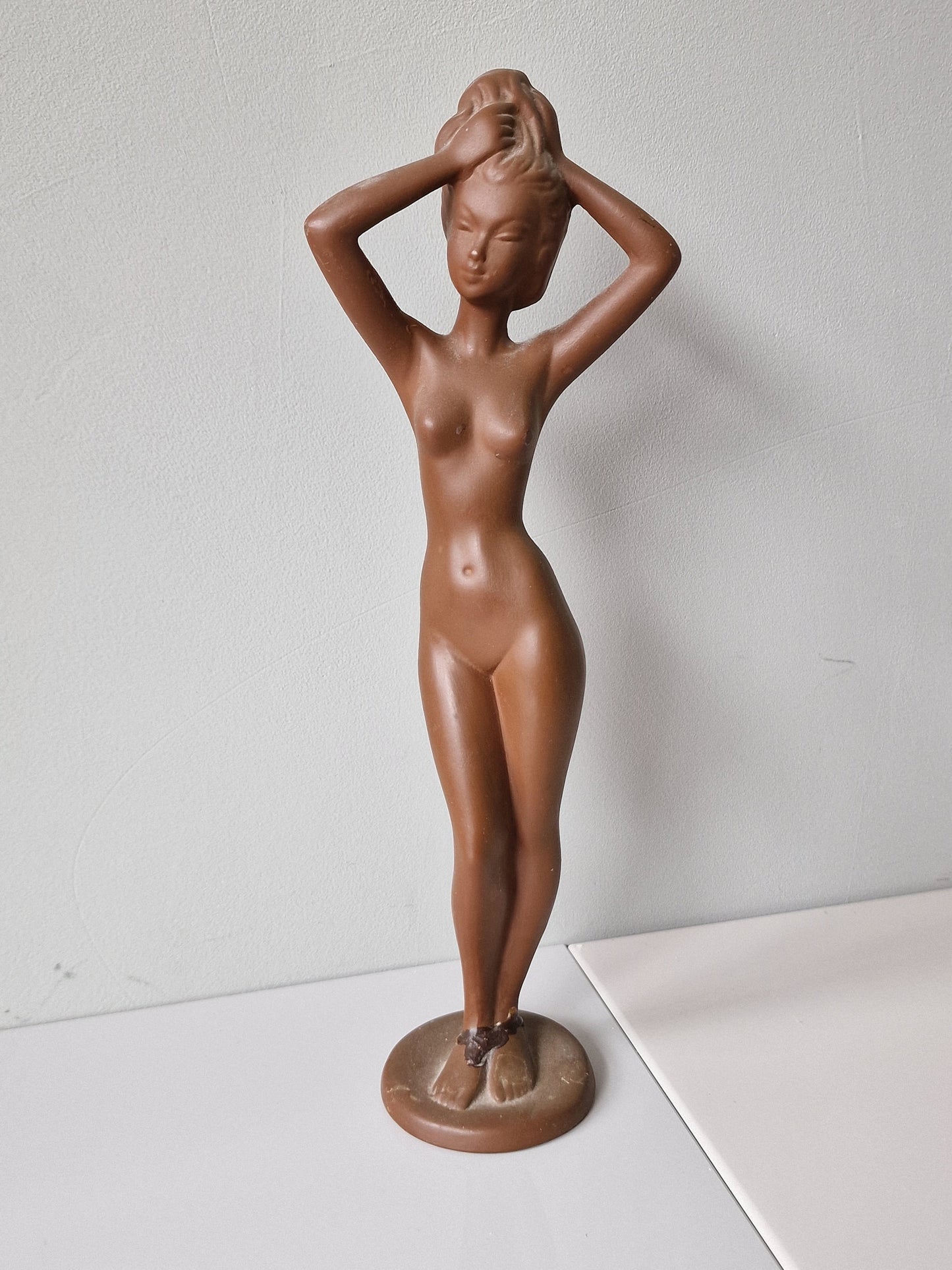 Vintage design sculpture - tretchikoff style - Brown nude typical 60s lady figure, exotic lady