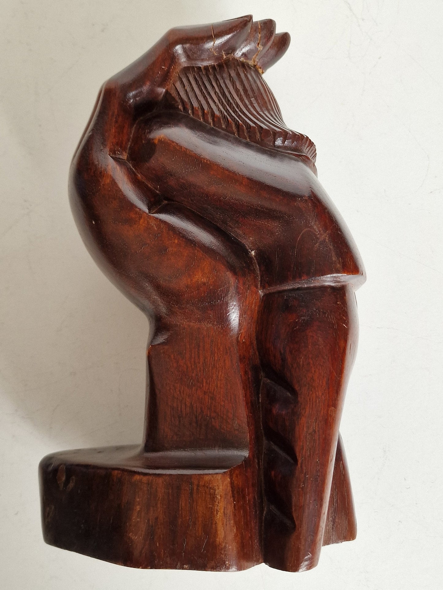 evert den hartog, beschermd kind protected child, wood handcarved figure,