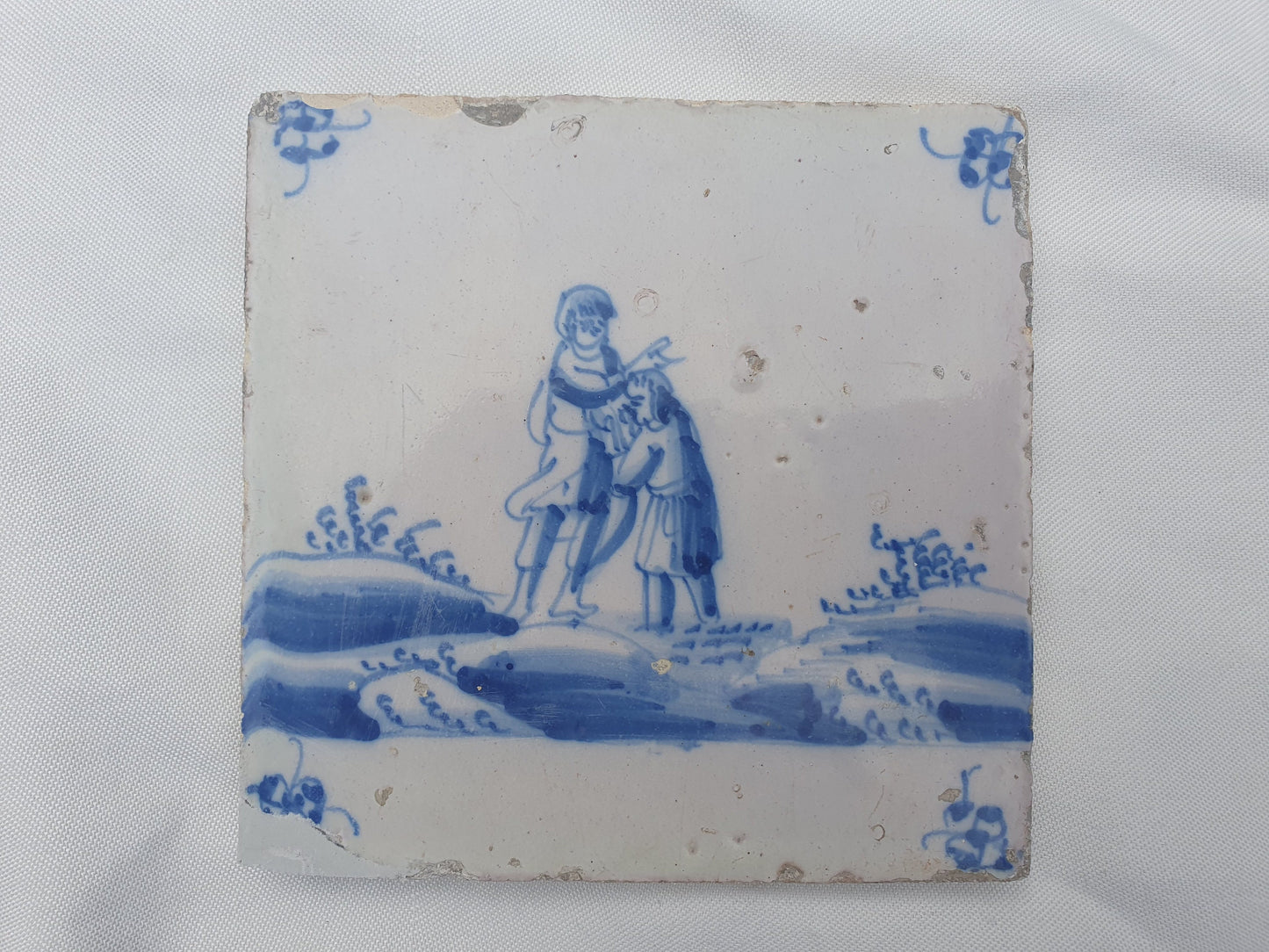 Antieke tegel met Bijbelse voorstelling   in spinnekophoek, antique dutch delft blue tile bible 18th