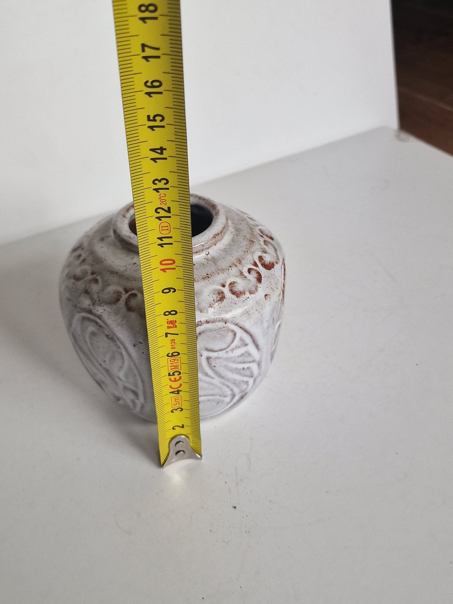 Pottery utrecht, 50's, mobach Utrecht keramiek kunst midcentury ginger jar druipglazuur glaze wit