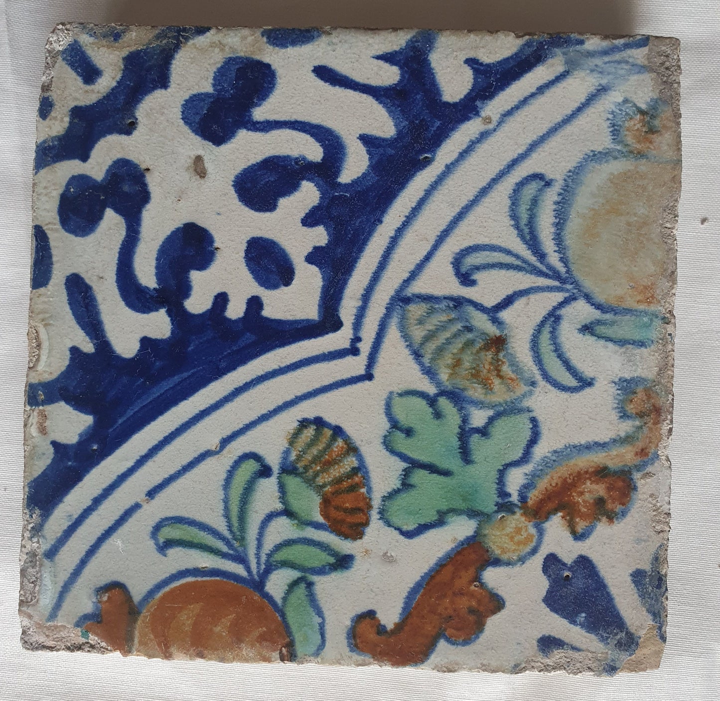 Nederlands antiek - 17e  polychroom -4  ornament tegels - tilepanel  gedateerd 1600,