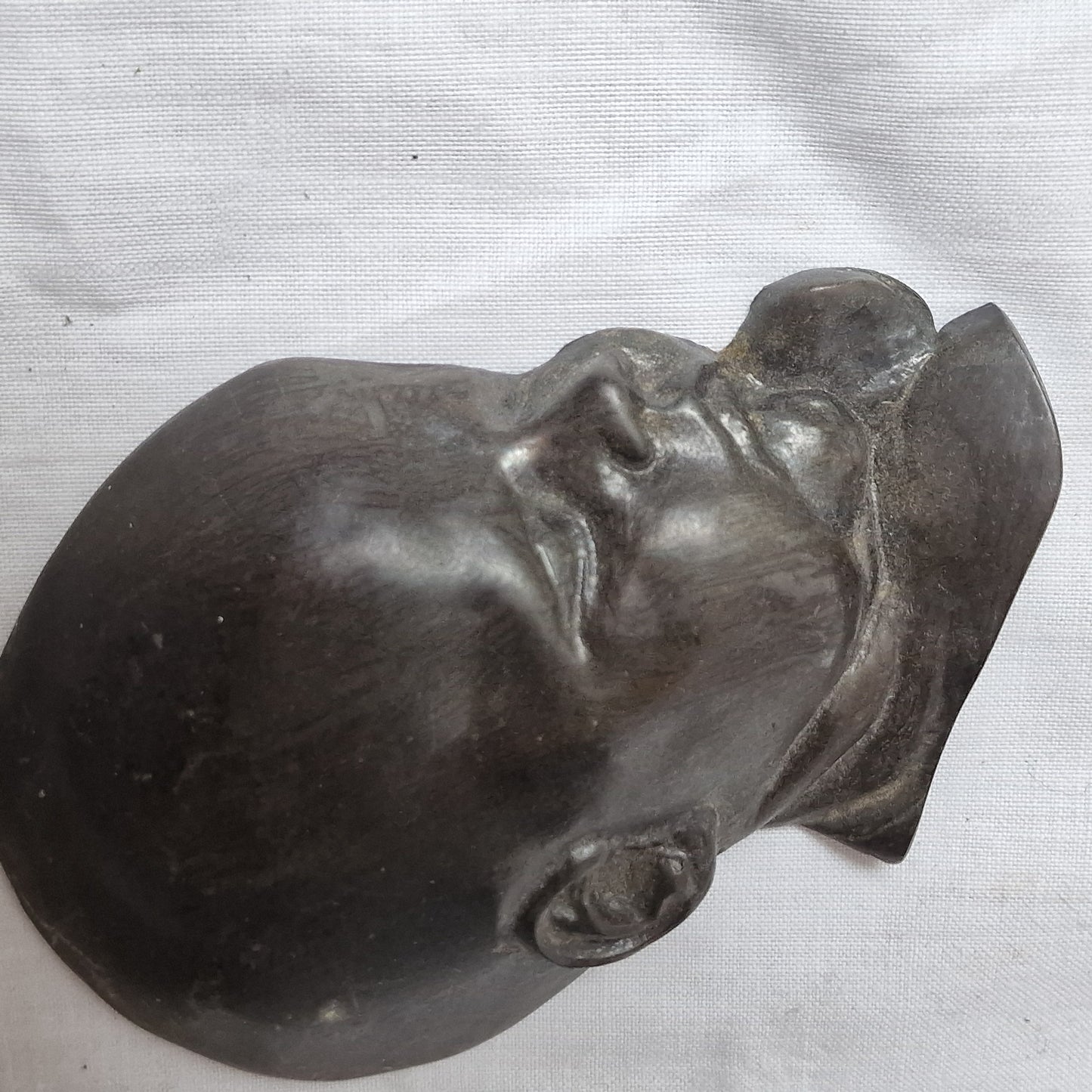 Dutch Bronze Baby Sculpture – GAAG Plaque, Beeldhouwwerk