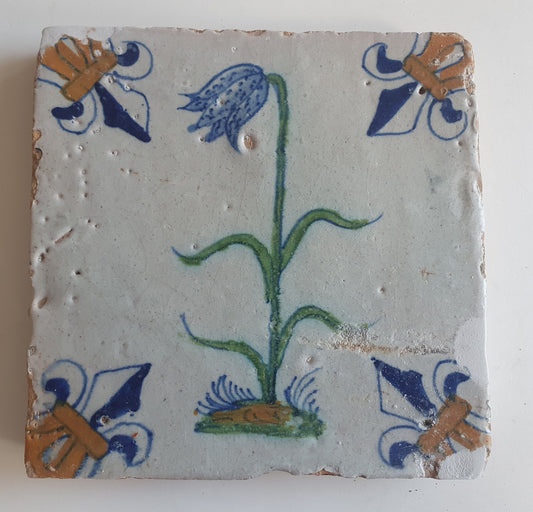 Antique Delft Tile – Polychrome Floral, Fleur-de-lis Corner Motifs (1640)