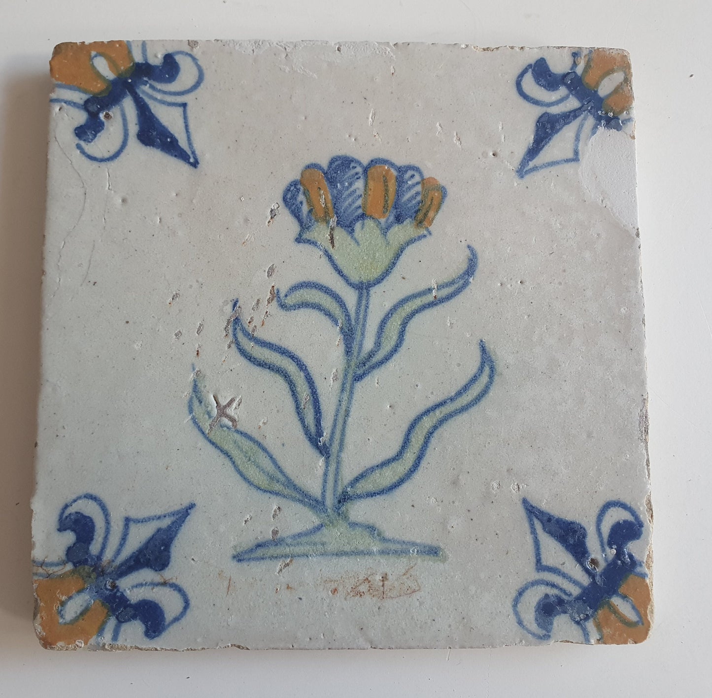 Antique Delft Tile – Polychrome Flower, Fleur-de-lis Motifs (1640)