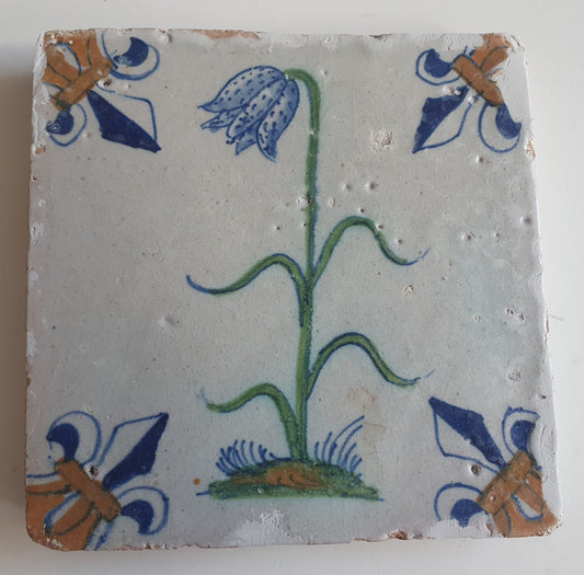 Antique Delft Tile – Polychrome Lily Flower, Fleur-de-Lis Motifs (circa 1640)