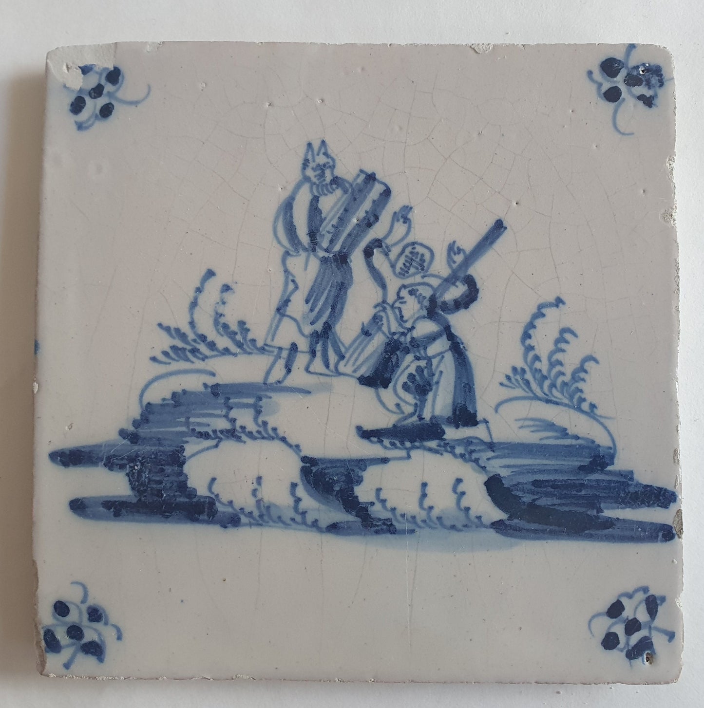 Antieke tegel met Bijbelse voorstelling   in spinnekophoek, antique dutch delft blue tile bible 18th