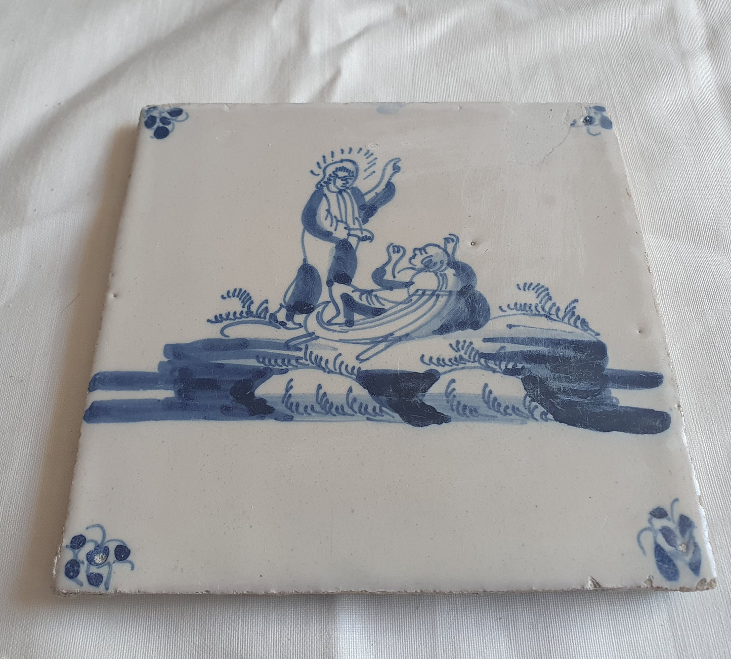 Antieke tegel met Bijbelse voorstelling   in spinnekophoek, antique dutch delft blue tile bible 18th