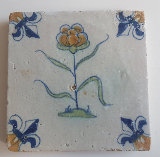 Antique Delft Tile – Polychrome Flower, Fleur-de-Lis Motifs (1640)