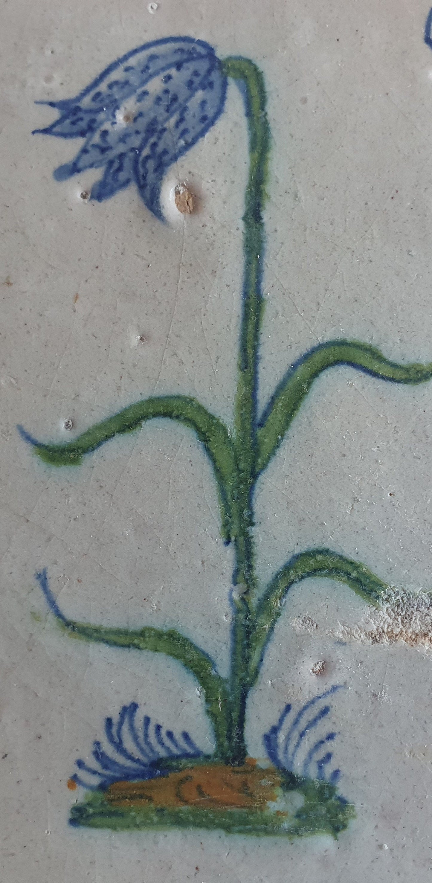 Antique Delft Tile – Polychrome Floral, Fleur-de-lis Corner Motifs (1640)