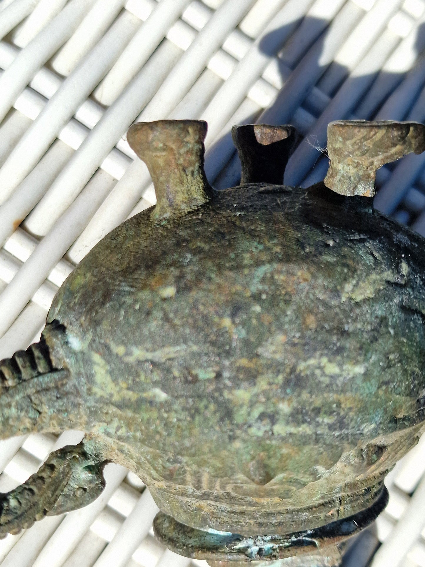 A Chinese bronze censer