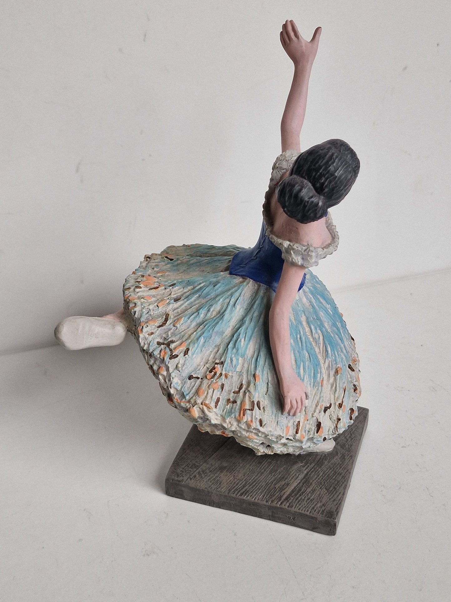 Degas sculpture mouseion museum sculpture, polystone, ballet dance la danseuse