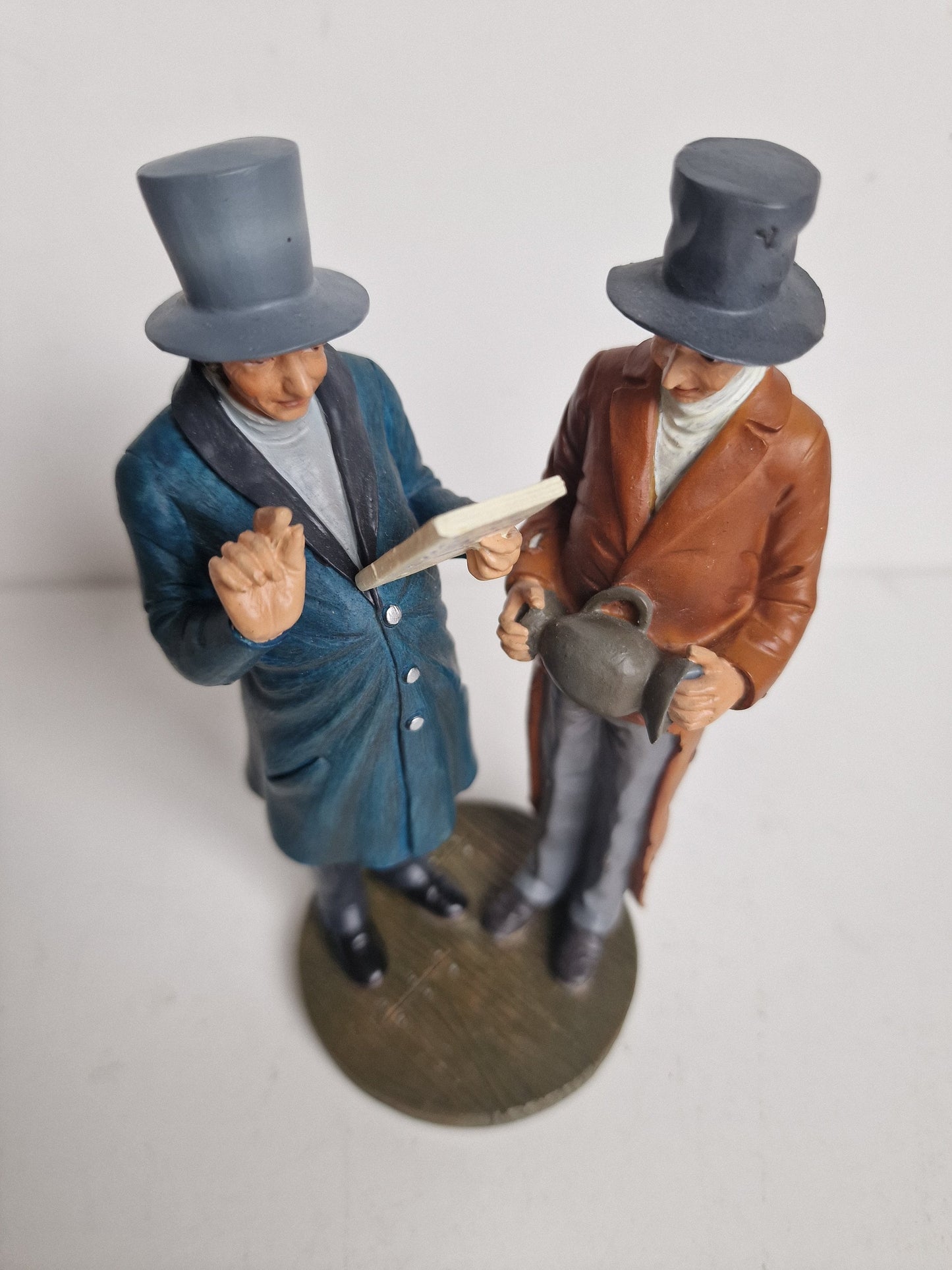 Honoré Daumier – De gerechtsdeurwaarder, mouseion museum figure, polystone, surrealism, limited edition retired deurwaarder