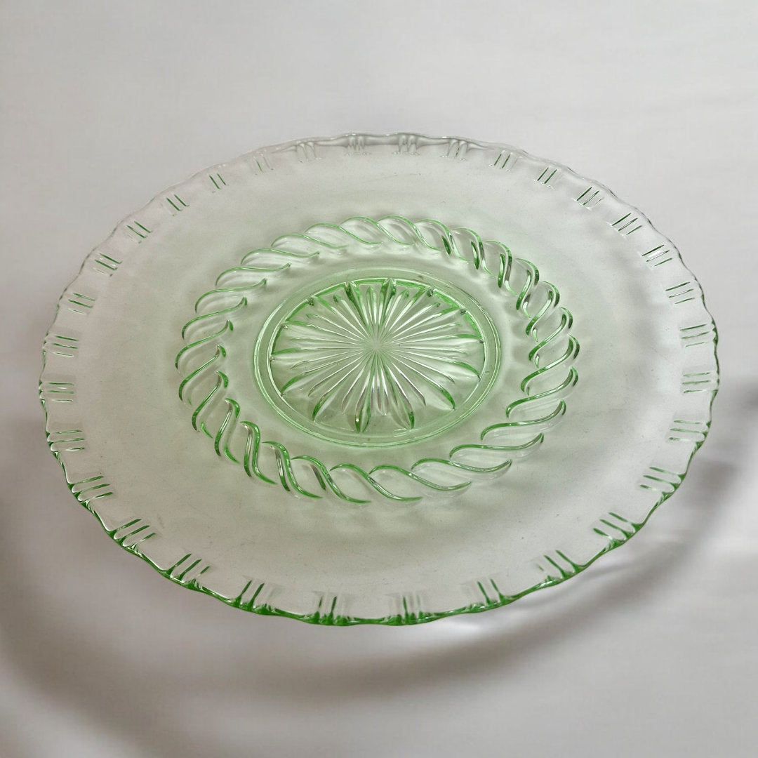 Vintage Art Deco Green Glass Serving Tray, Cut Star Design (28 cm)