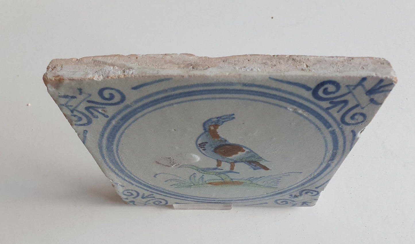 Antique Delft Tile – Polychrome Bird, Dutch Golden Age (1625)
