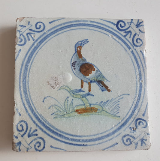 Antique Delft Tile – Polychrome Bird, Dutch Golden Age (1625)