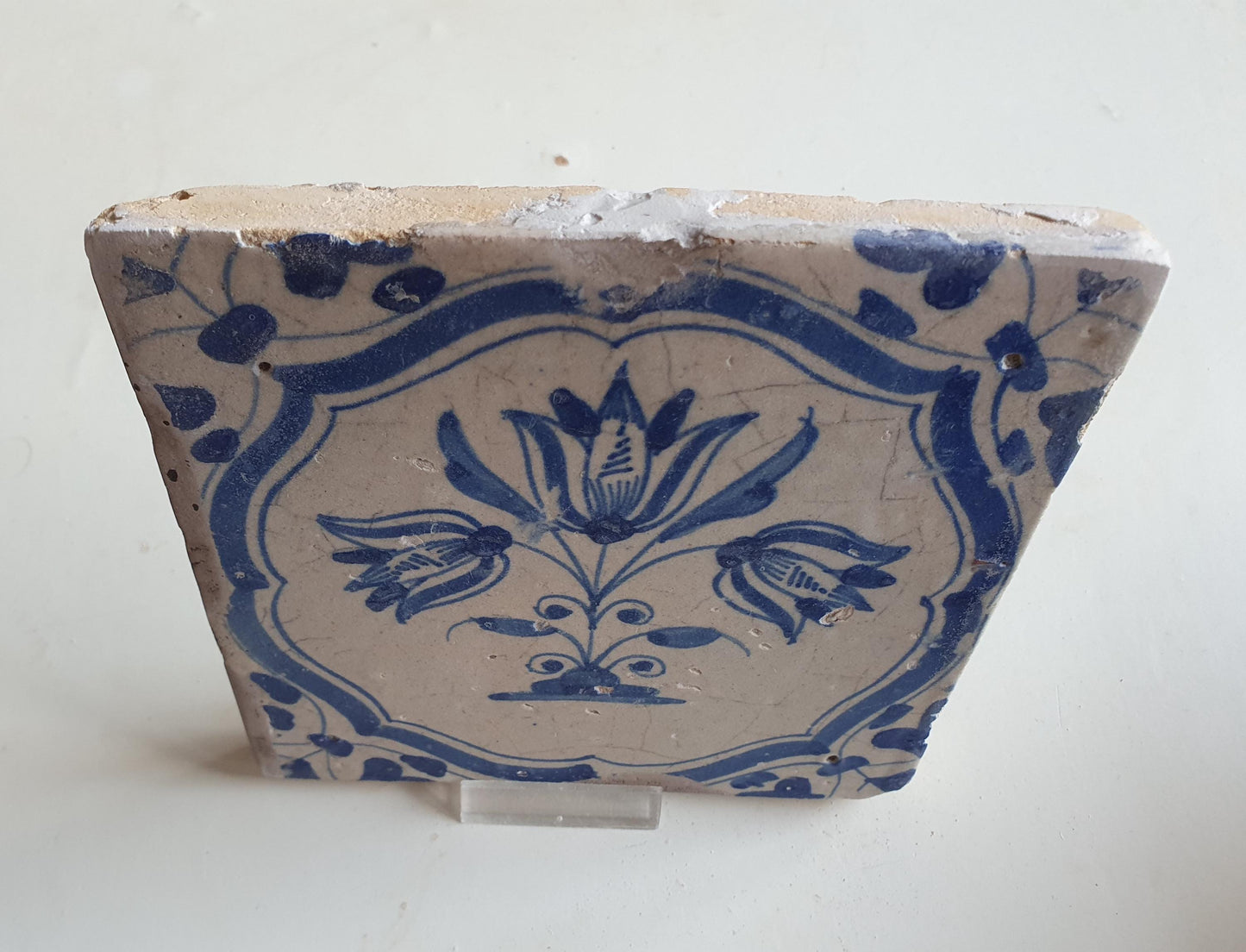 Antieke 17e eeuwse Delft tulpentegel  , antique dutch tile