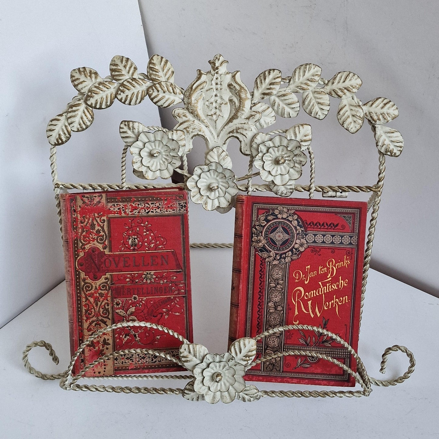 brocante book keeper holder Cook marriage photo painting cast iron vintage old