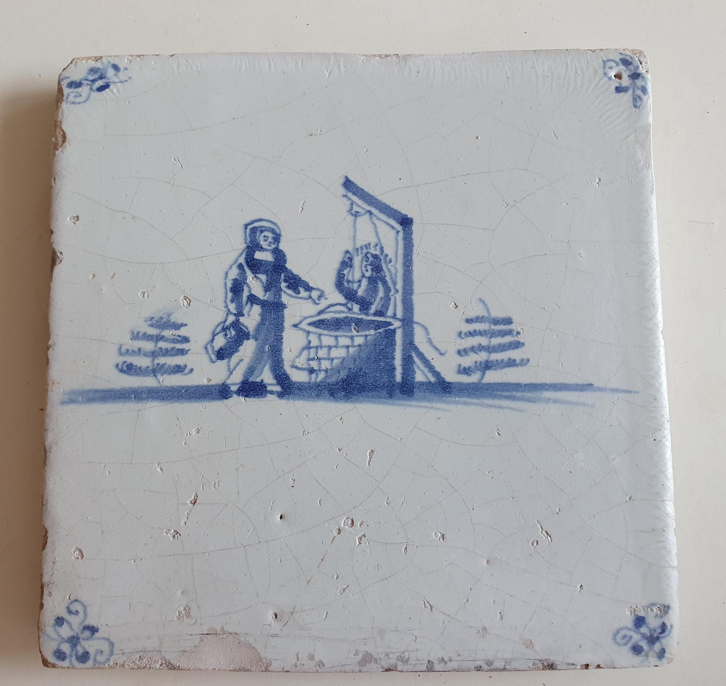 Antieke tegel met Bijbelse voorstelling   in spinnekophoek, antique dutch delft blue tile bible 17th