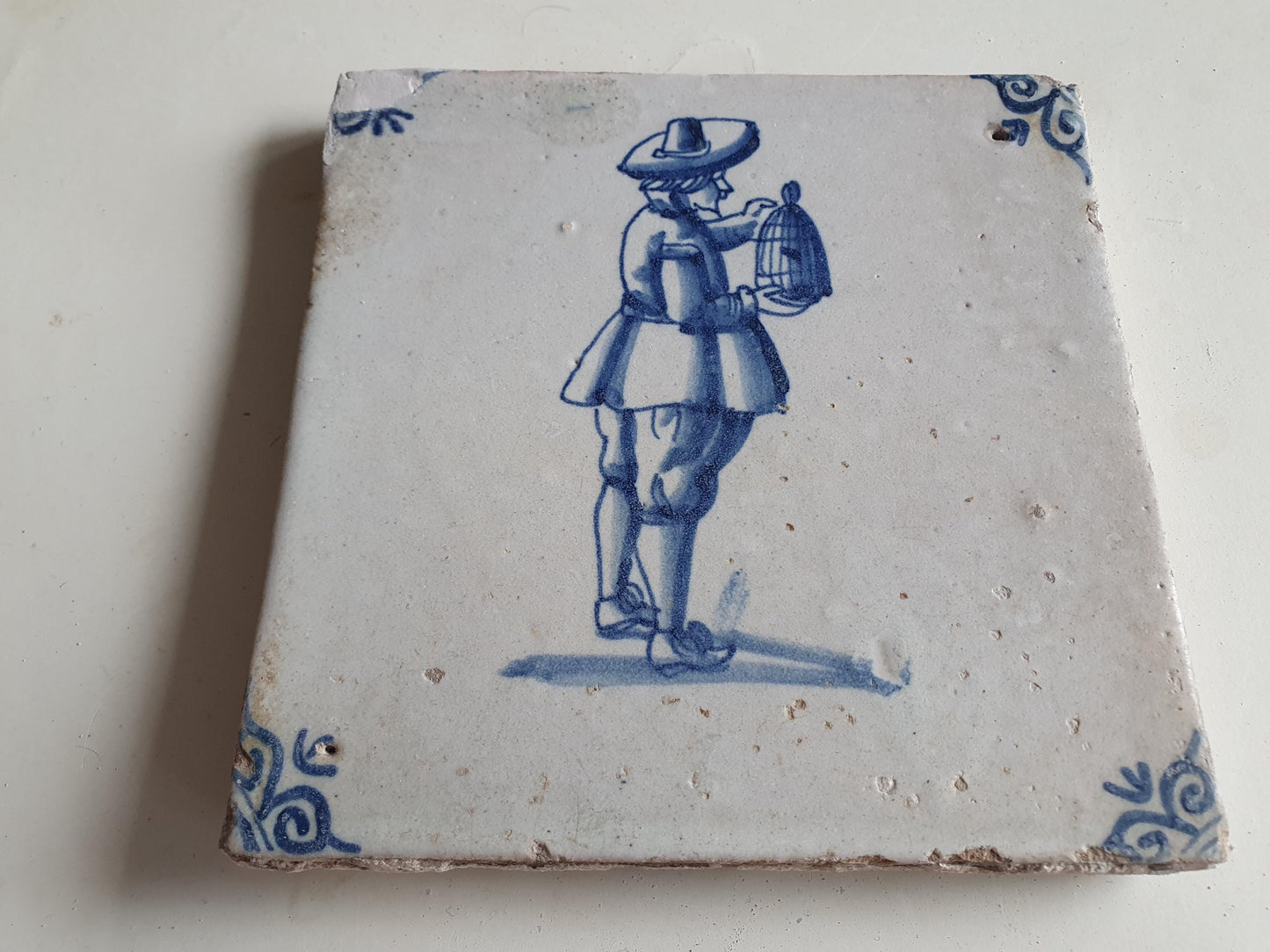 Dutch antique tile, 17th century, bird catcher  1640