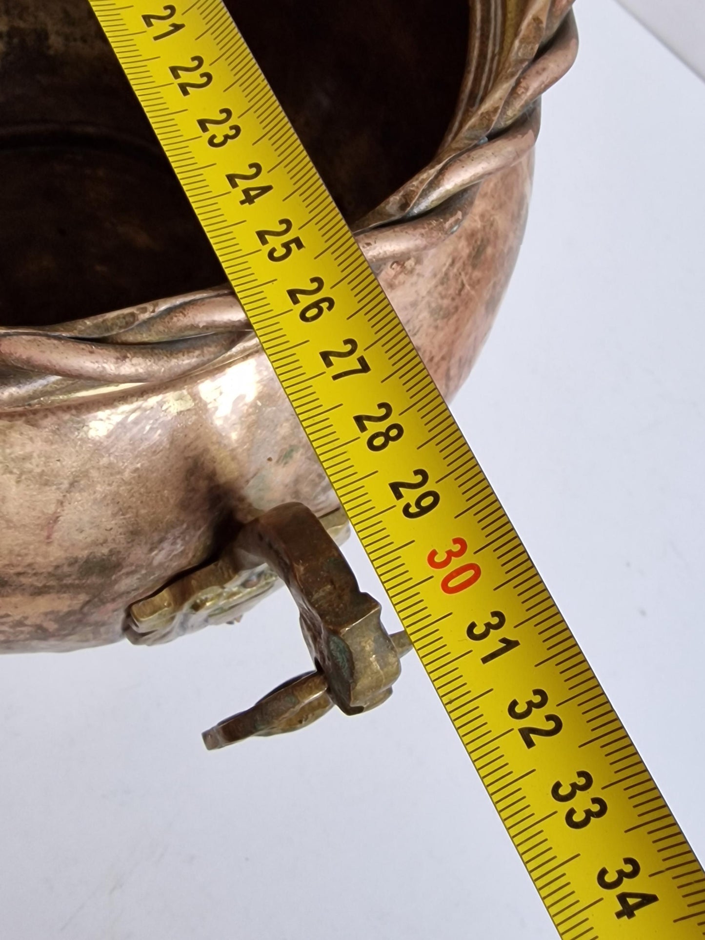 Antique Red Copper Cachepot, Lion Head Handles, Dutch Luxe ca 1900