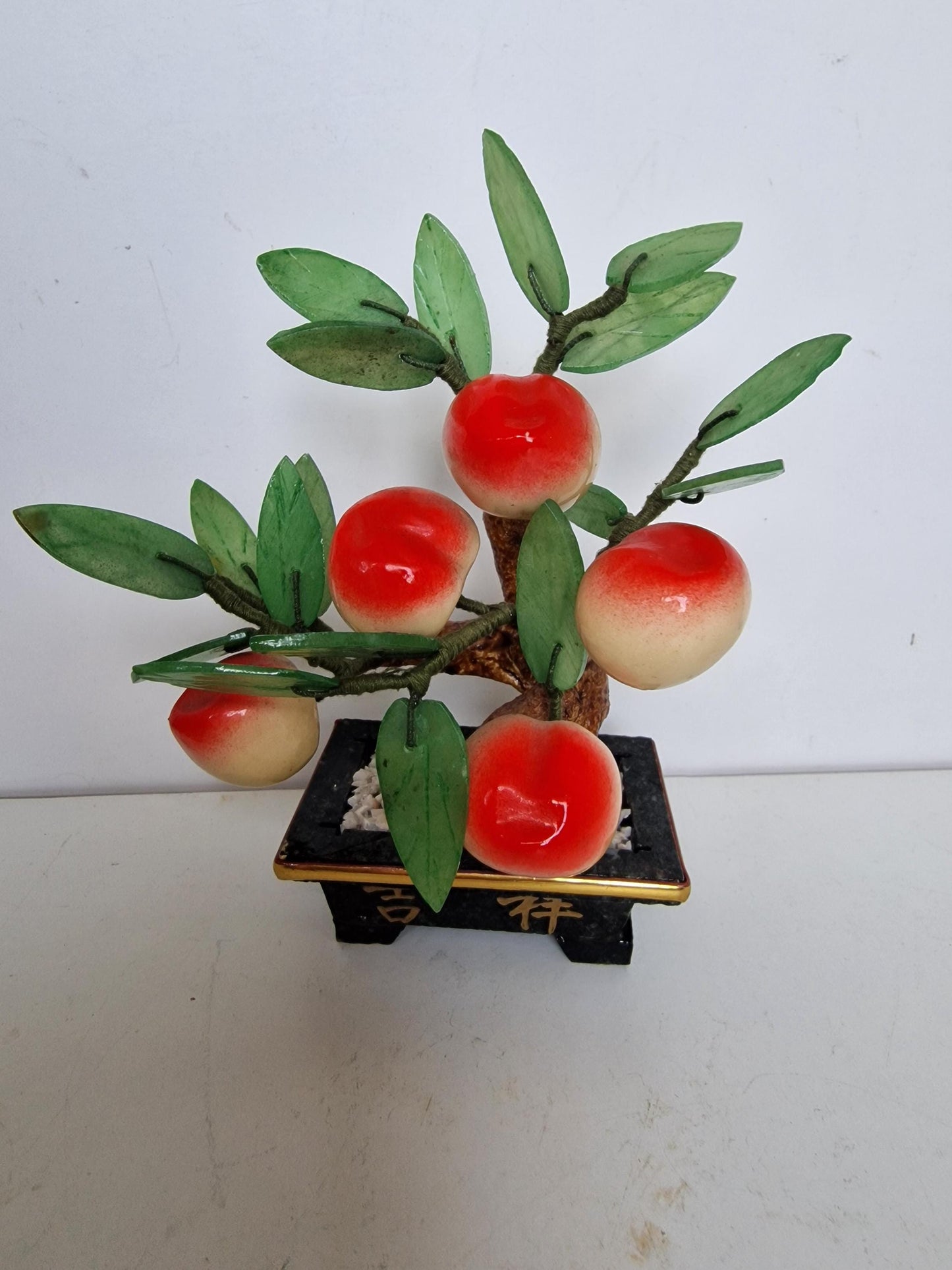 Chinese midcentury flower pot stone gem