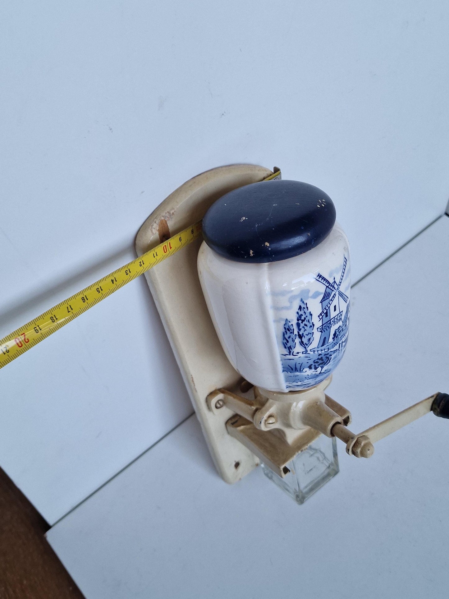 Delft Blue Dutch Coffee Grinder, Hand Crank Kitchenalia
