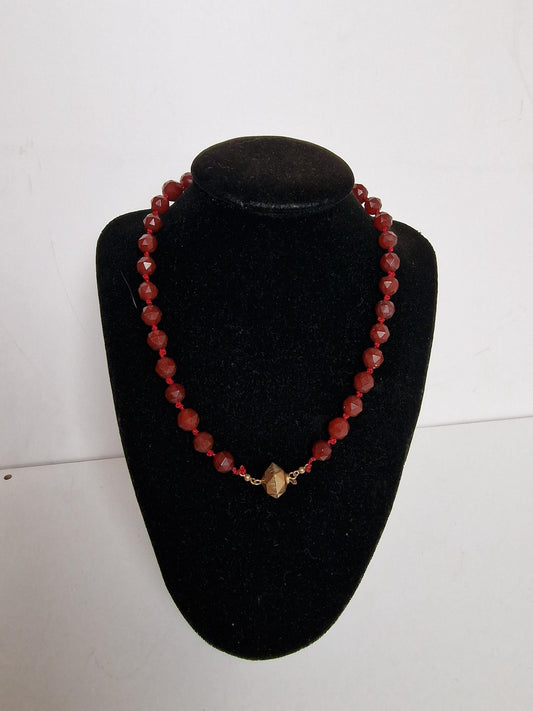 necklace 14k ketting 14k 585 goud en facet geslepen edelsteen granaat
