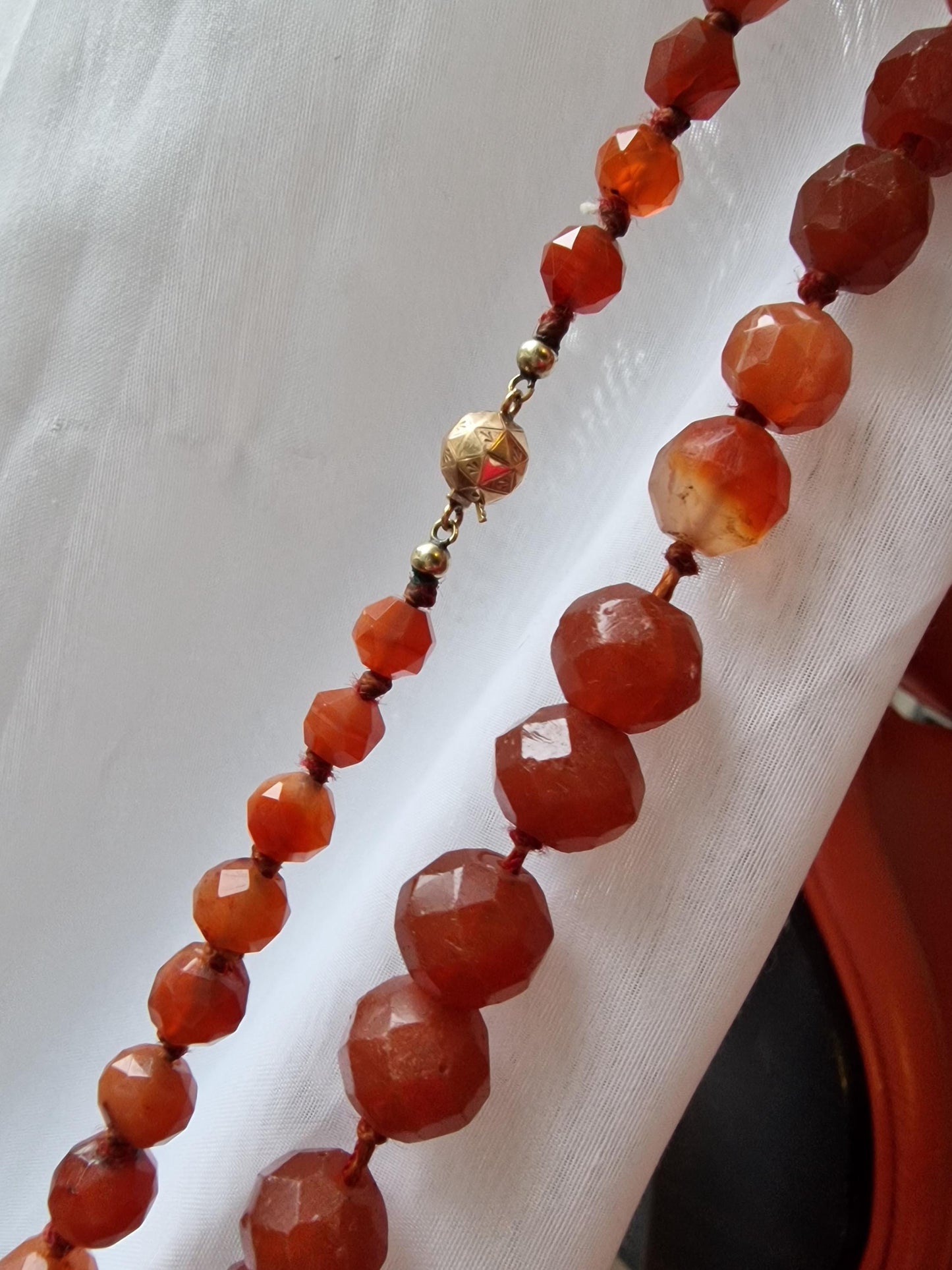 necklace 14k ketting 14k 585 goud en facet geslepen edelsteen carneool