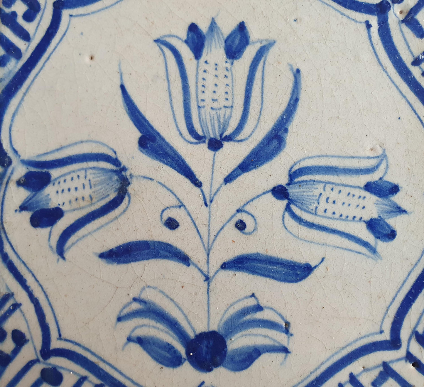 Antieke 17e eeuwse Delft tulpentegel  , antique dutch tile    th1620