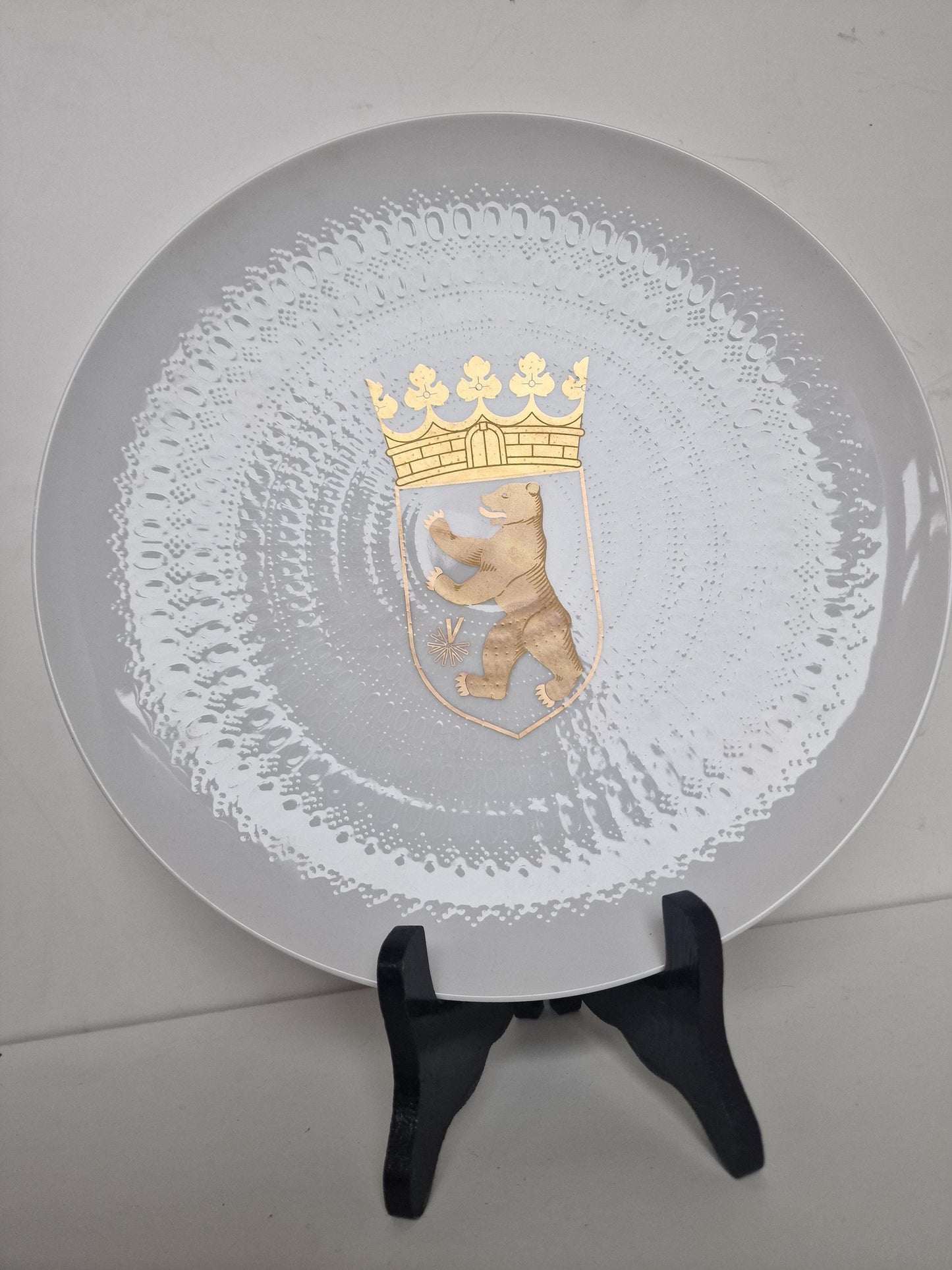 Bjorn Wiinblad Rosenthal Romanze Wall Plate – Gold Hand-Painted Porcelain