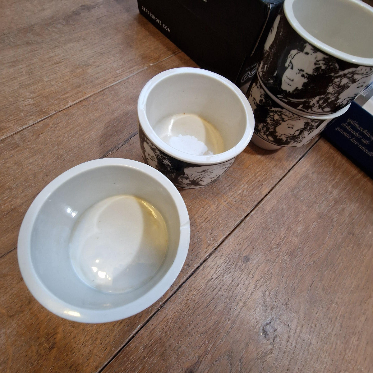 Vintage Porcelain Cups, Uomini Illustri Annigoni, Italian Designer, Set of 4
