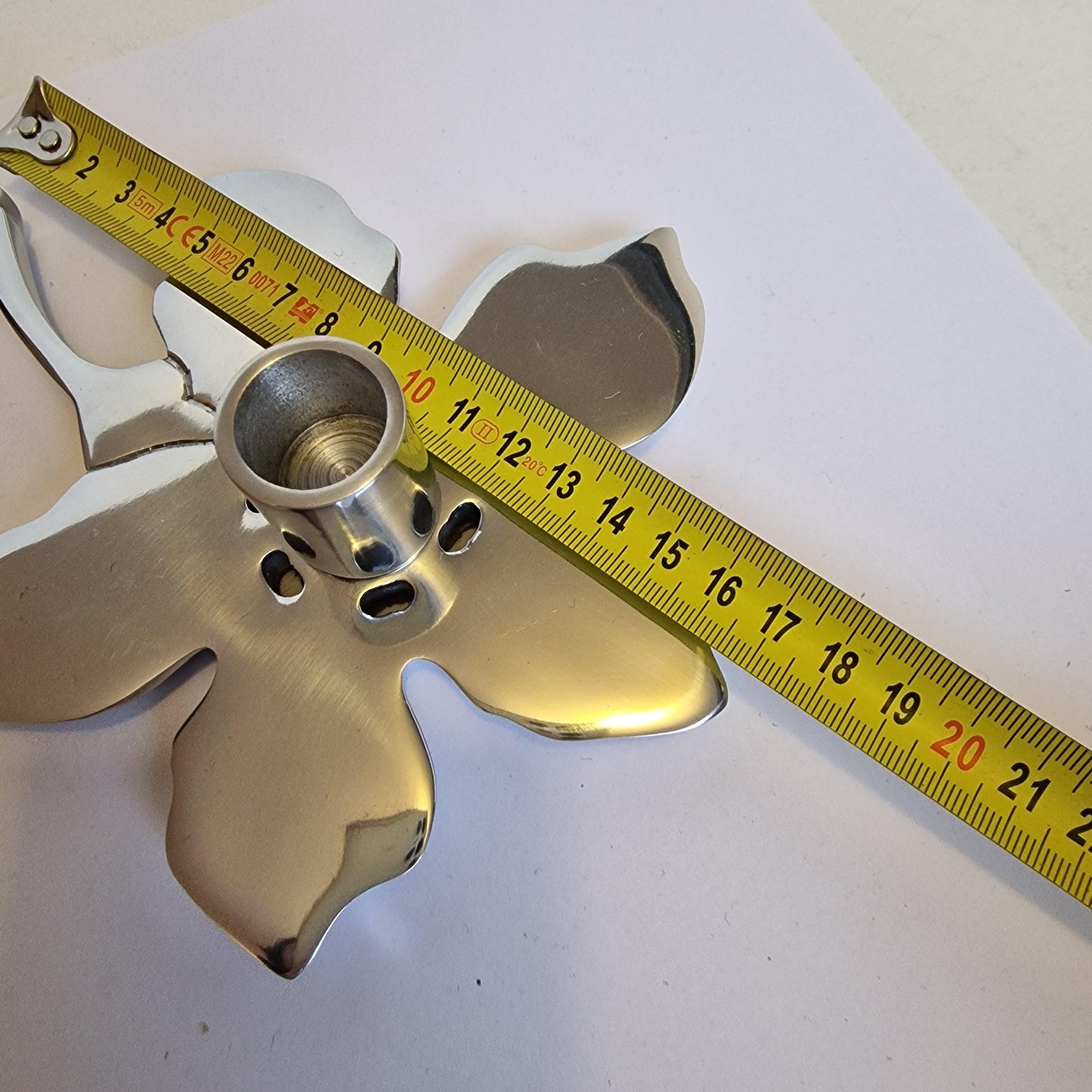 driade cosmo flower holder , collector retired italian designer,  Laudani & Romanelli candlestick candleholder