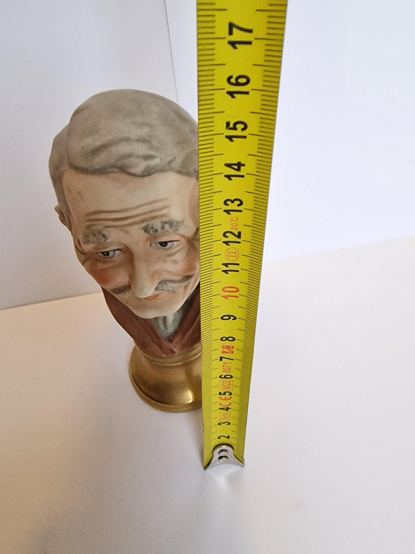 capodimonte biscuit buste of male