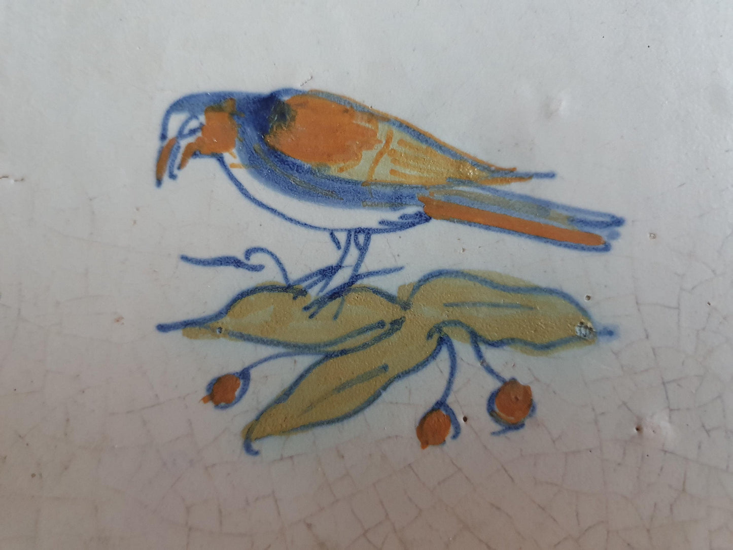 Antique Delft Tile – Polychrome Bird, Oxhead Motifs, c. 1625