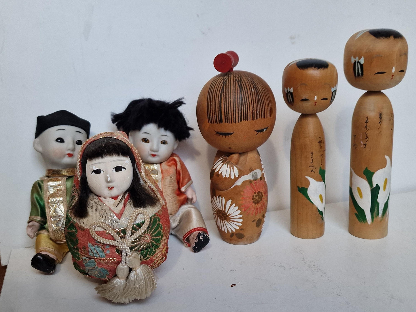 Vintage Japanese Kokeshi Doll Pair, Showa Era Wood Figures