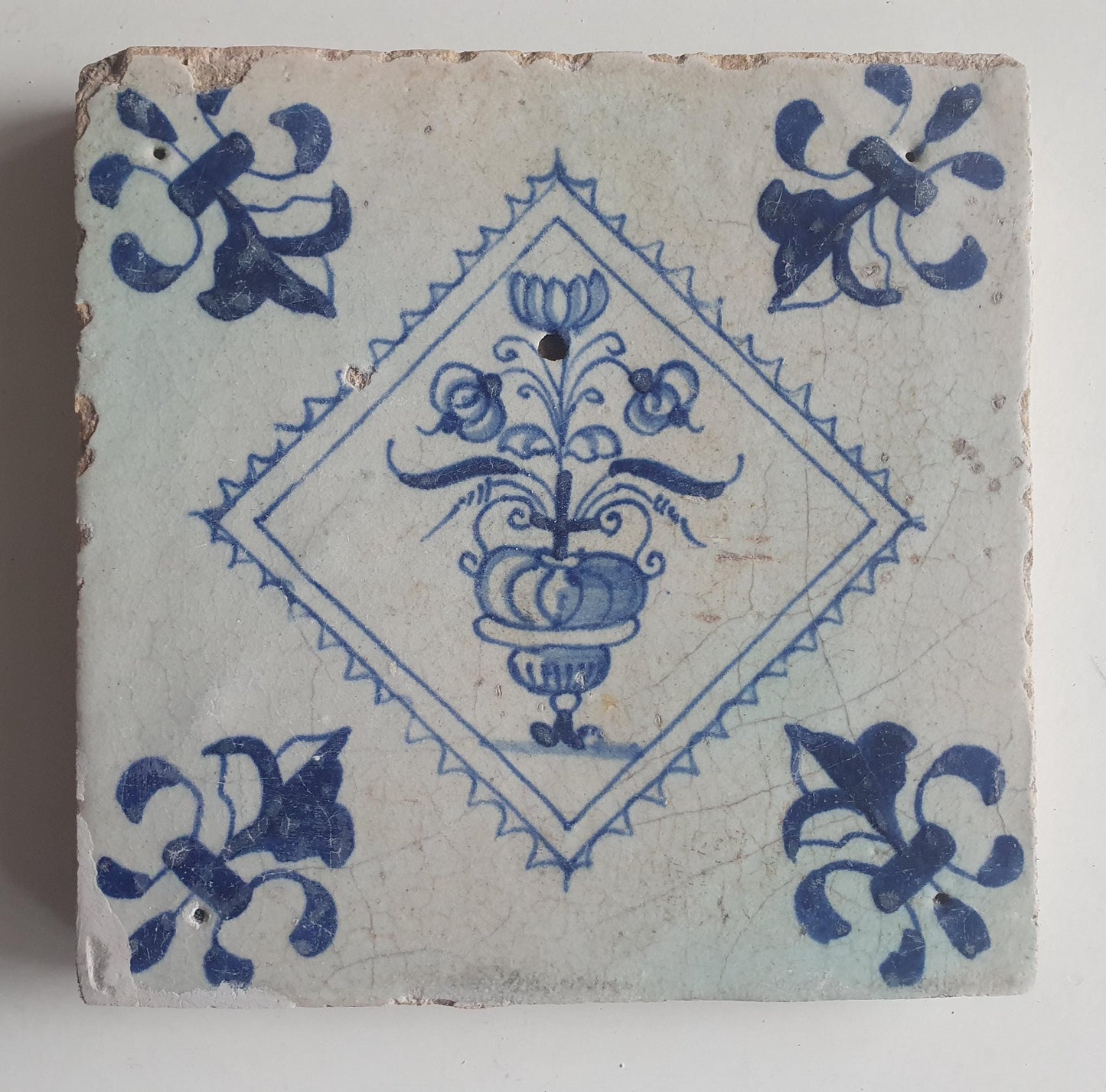 Antique Dutch Tile  17th -  flowerpot , lilyhead corner - Dated 1640 tulp  in antique