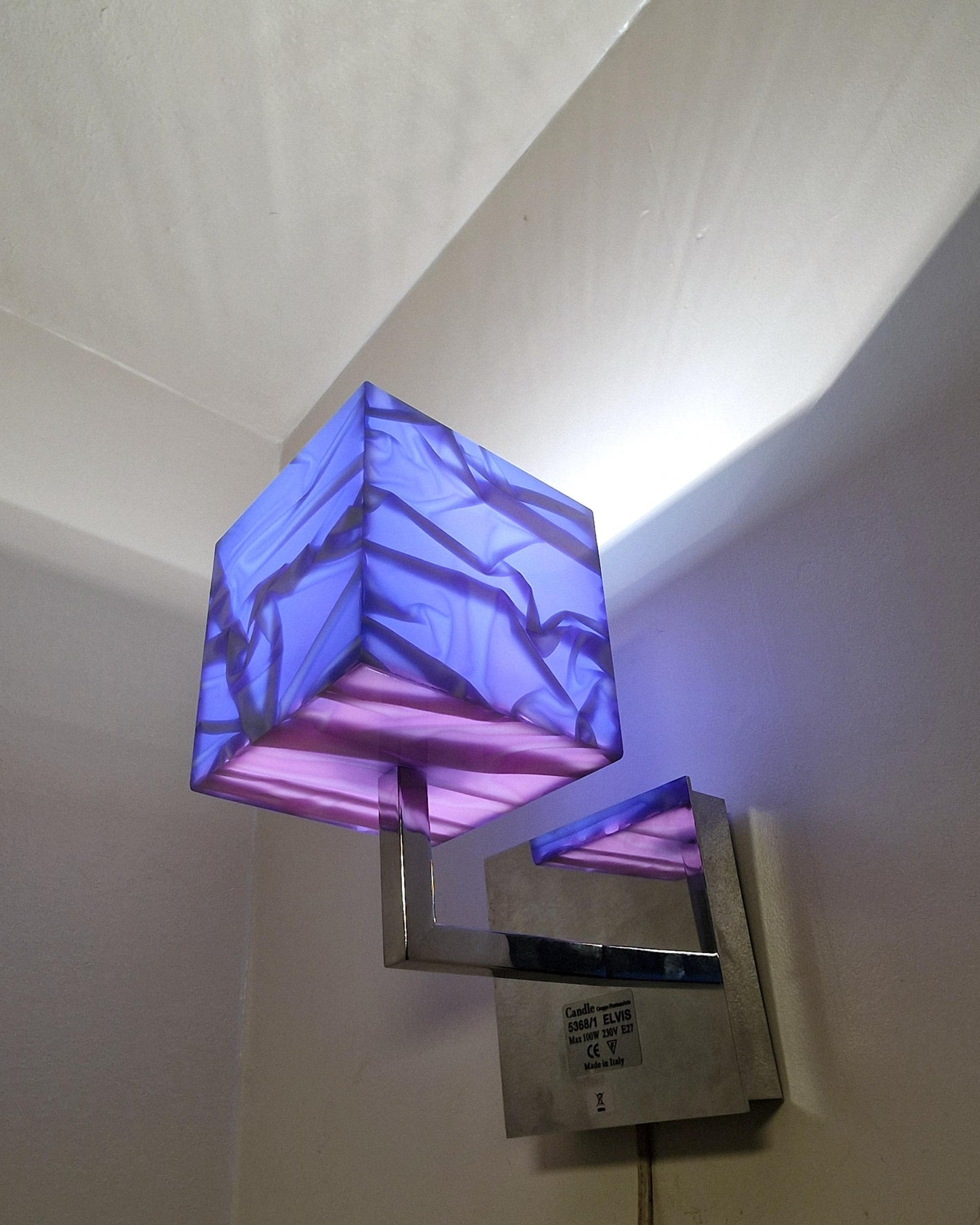 Fontana Arte Elvis Wall Light – Charles Williams, Italian Designer Lamp