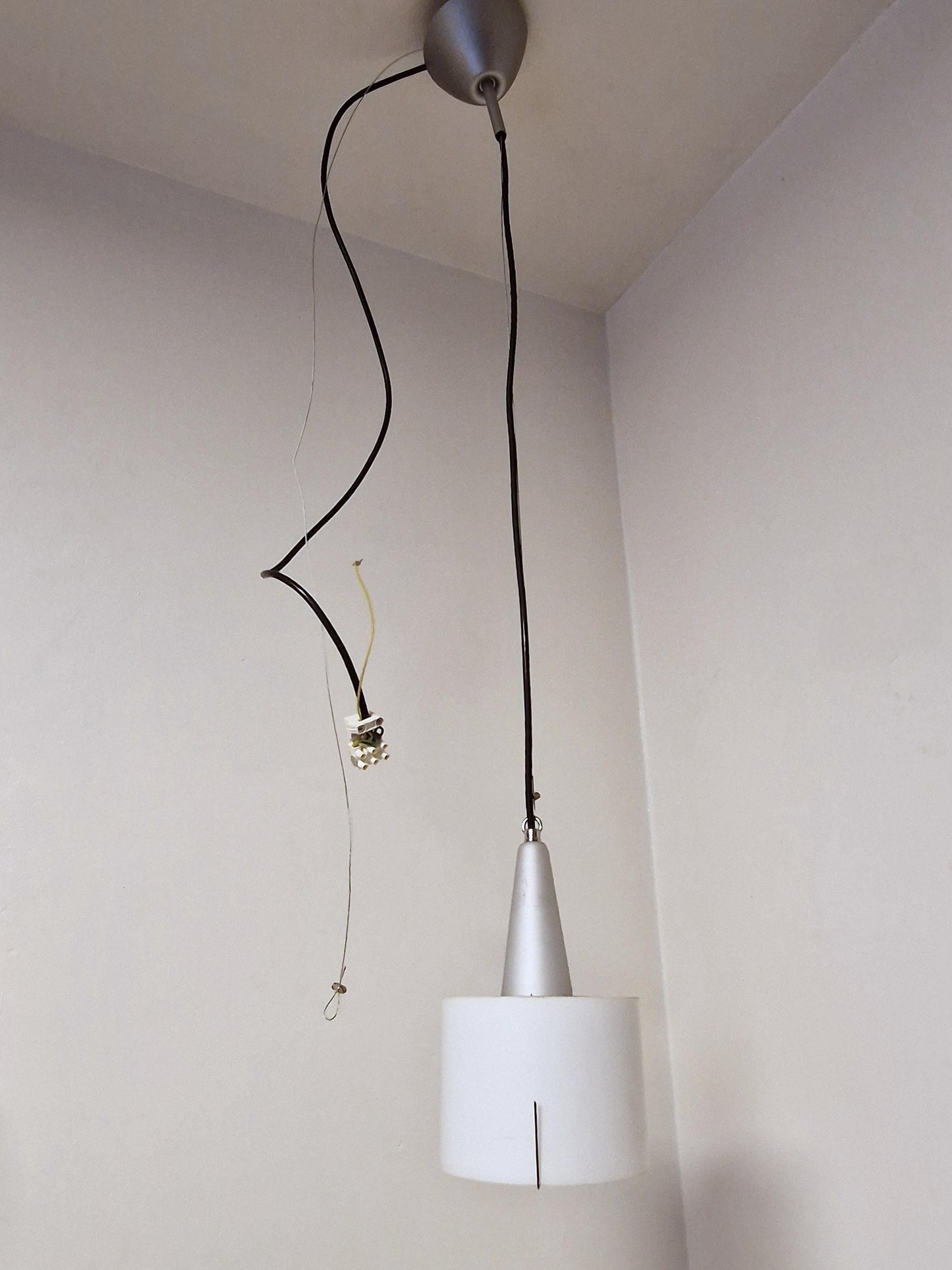 Fontana Arte Minimalist Italian Designer Lamp, 90s Candle Style
