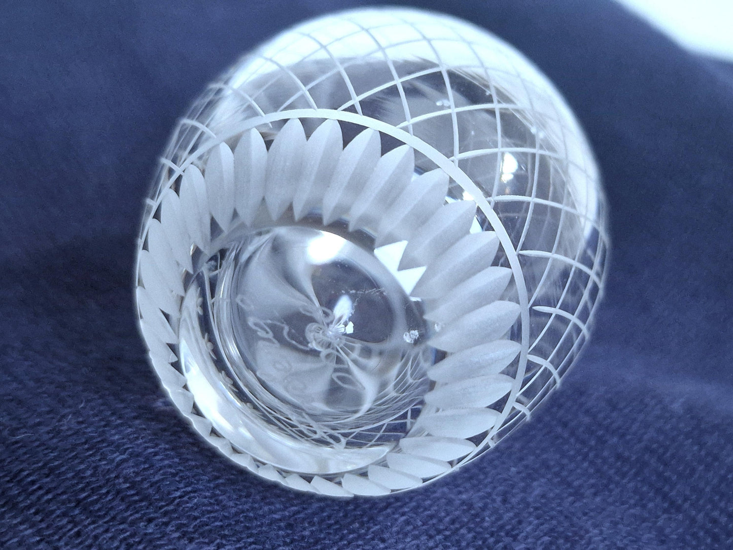 Fabergé Crystal Egg – Hand-Engraved Cat, Limited Edition, signed