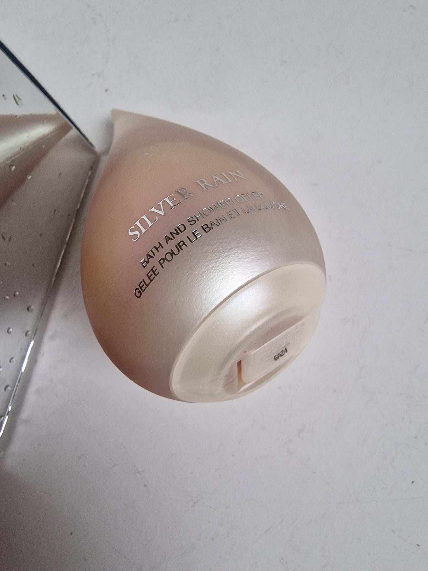 silver rain la prairie retired collector collectable bottle ! Silverrain laprairie 200 ml showergel unused