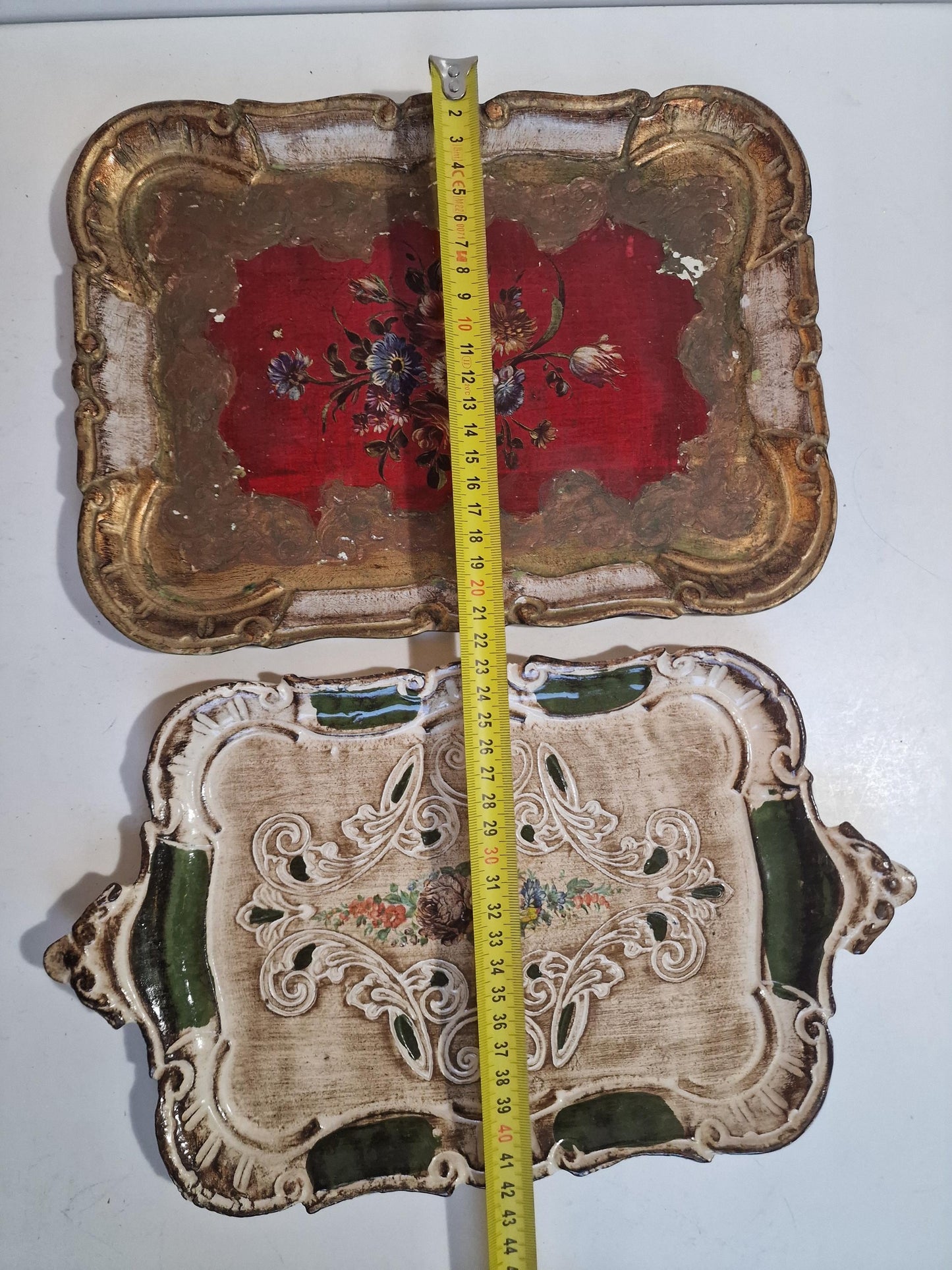small Venezian Italian Florentine Tray in Gold , Wood, 1960s Firenze, handmade, vintage, polychrome