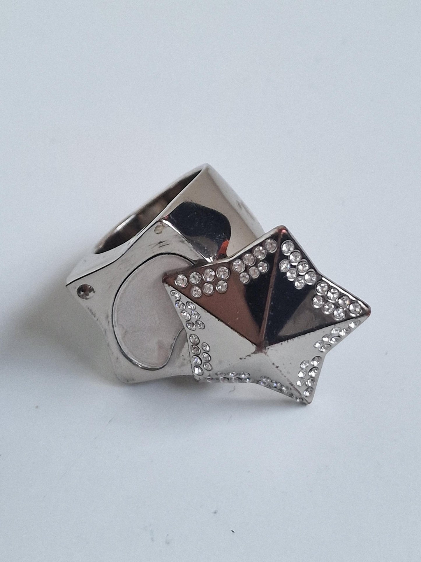 Thierry mugler ring w secret compartiment , swarovski and steel, 'poison ring' retired rare