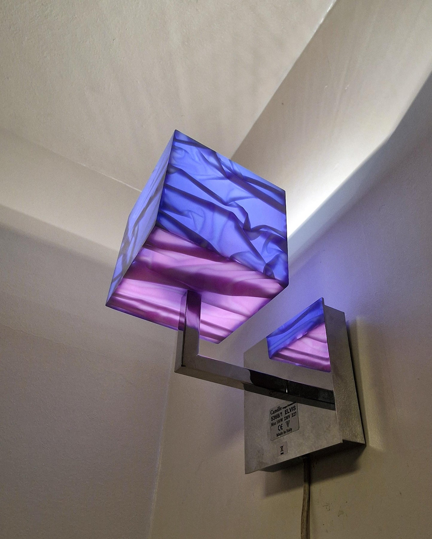 Fontana Arte Elvis Wall Light – Charles Williams, Italian Designer Lamp
