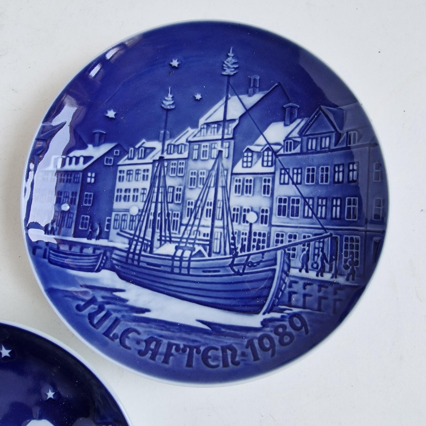 Bing & Grondahl, Royal Copenhagen Christmas Plates, Scandinavian Decor