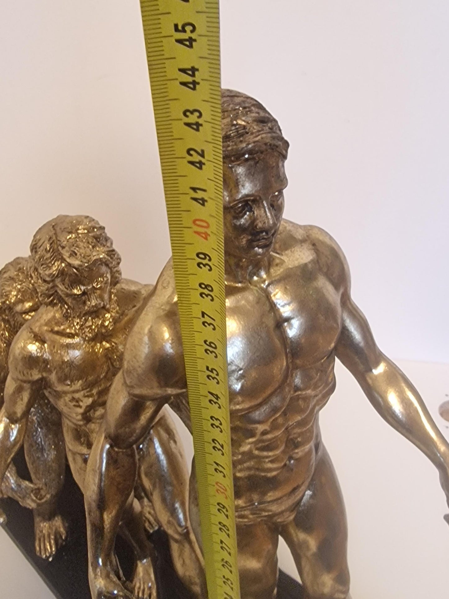 XXL Evolution of Man Statue, Large Figure (55 x 43 cm)