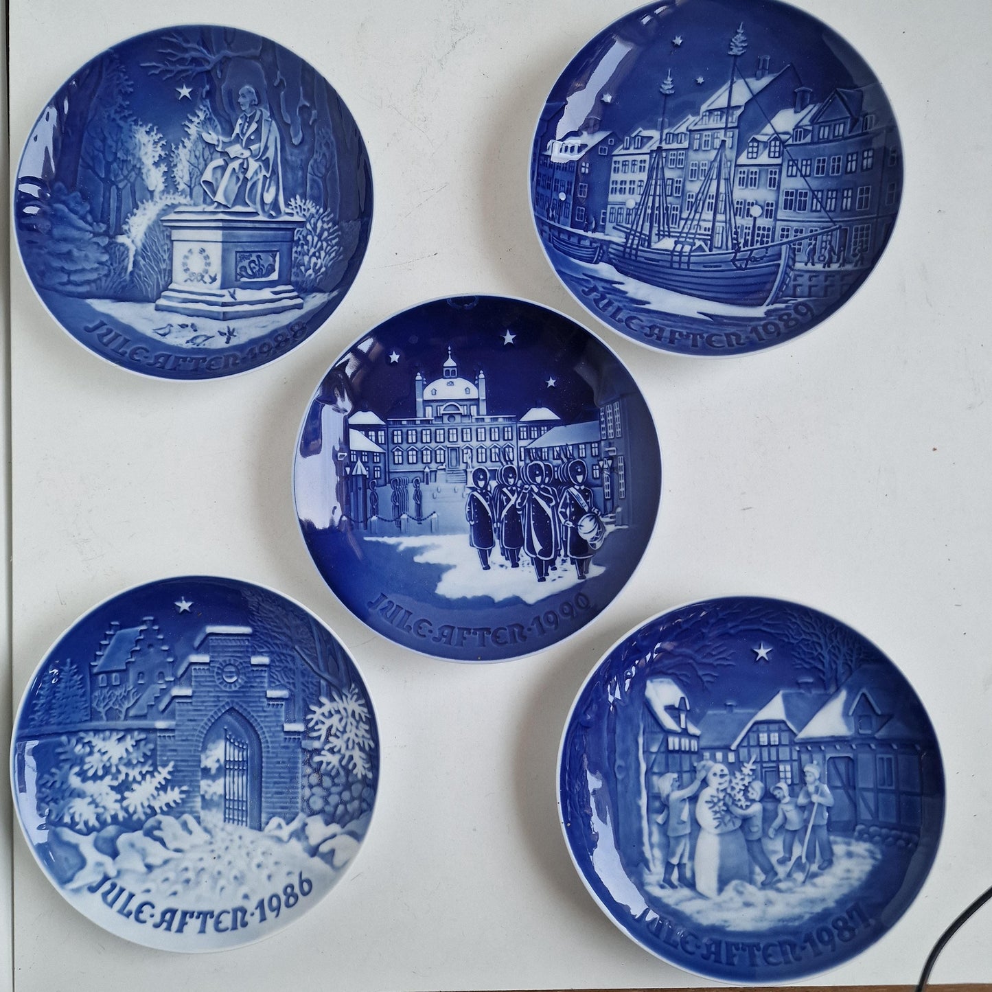 Bing & Grondahl, Royal Copenhagen Christmas Plates, Scandinavian Decor