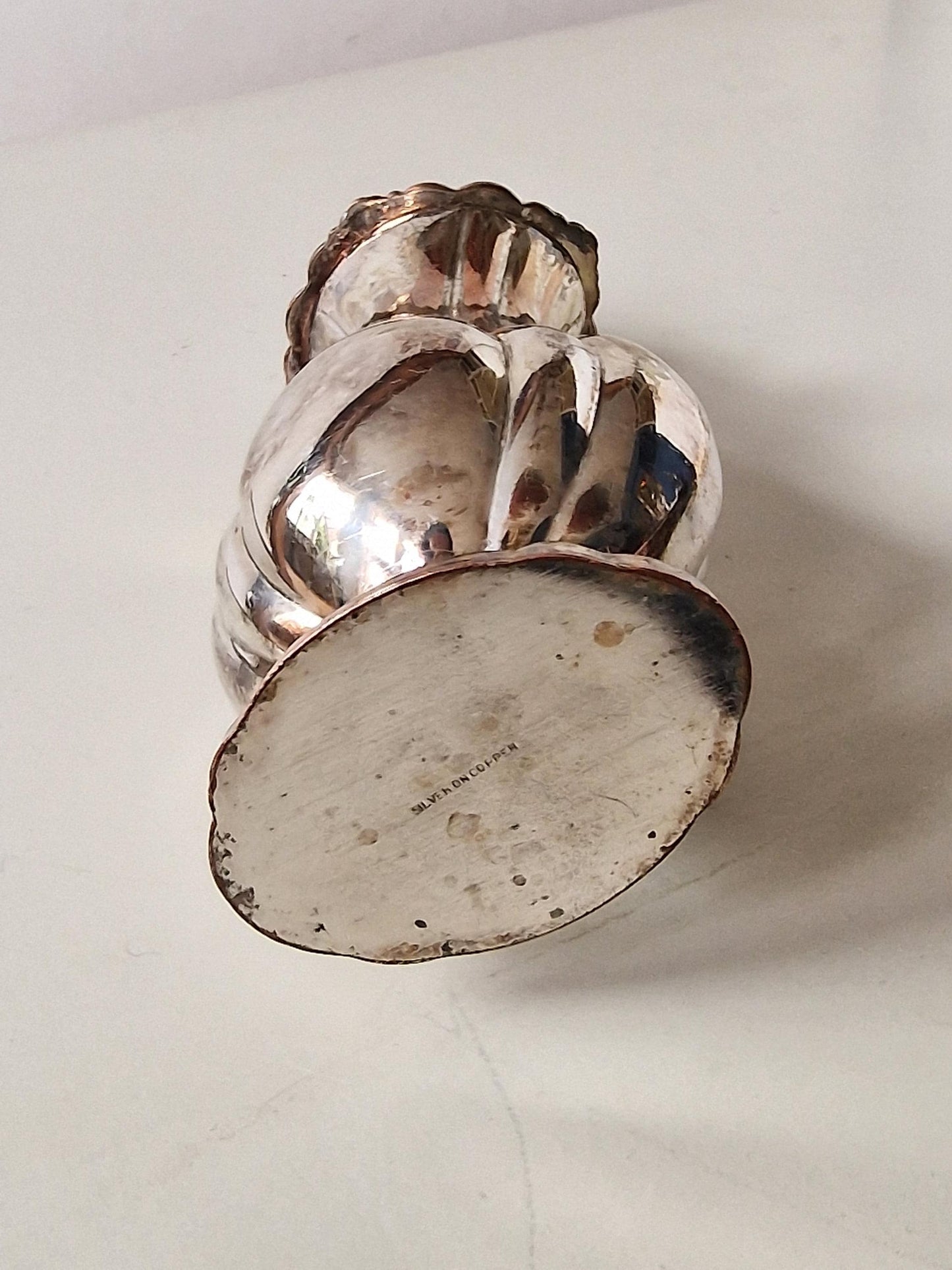 silvered antique british cacao strooier sprinkler spreader bus