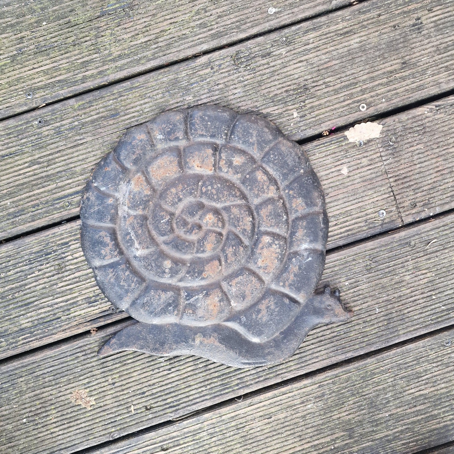 Snail garden iron step stone vintage french esgargot joyfull old stepstone flowergarden