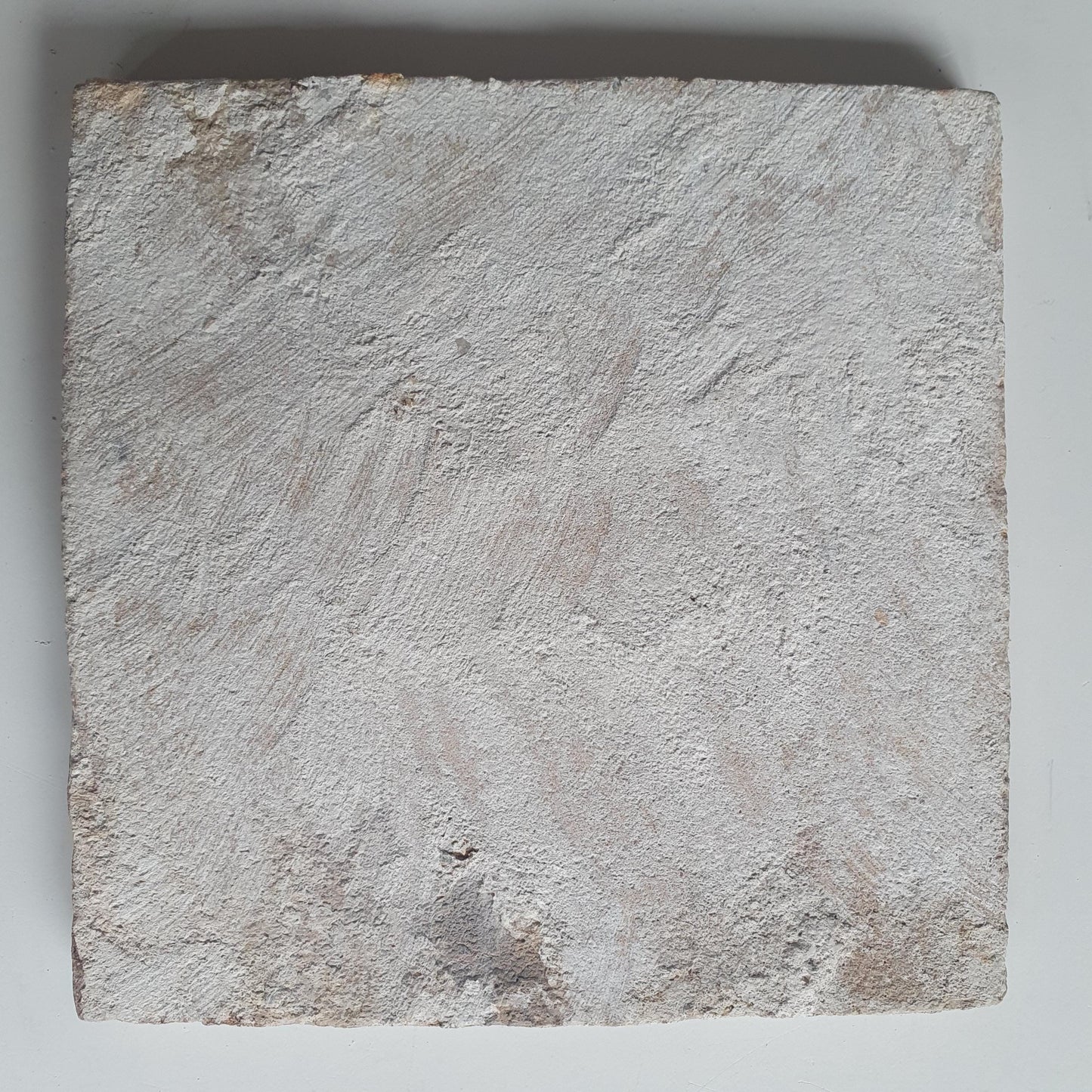 Antique Dutch circle Tile - wan-li cirkel - Dated around 1660, wan-li corner with bird