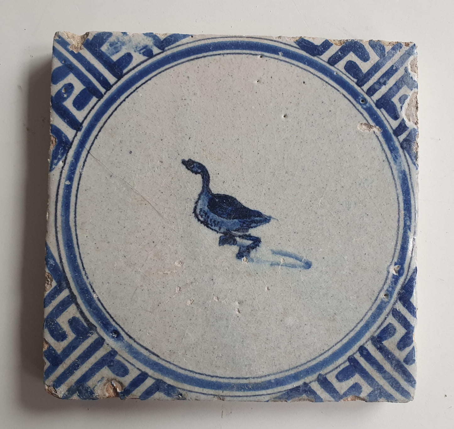 Antique Dutch circle Tile - wan-li cirkel - Dated around 1660, wan-li corner with goose